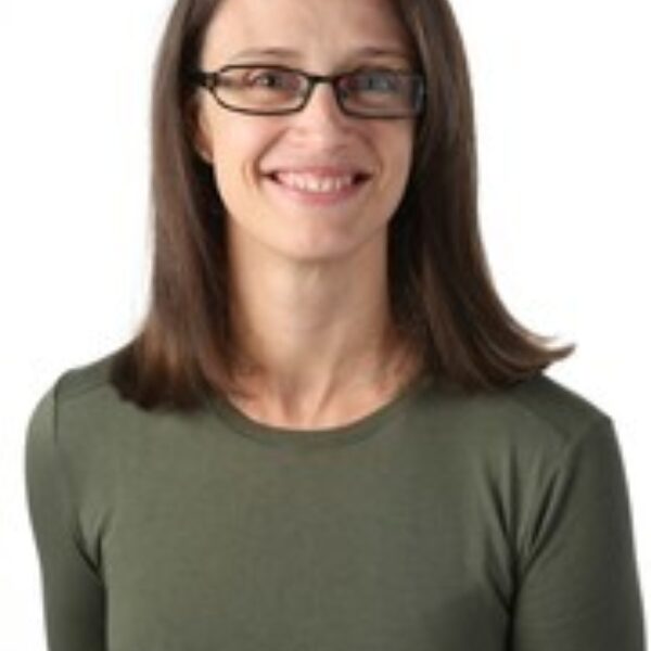 Dr Amanda Brandon